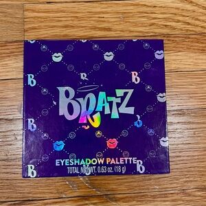 Bratz Eyeshadow Palette 12 Color Girls Eye Shadow Makeup with Mirror